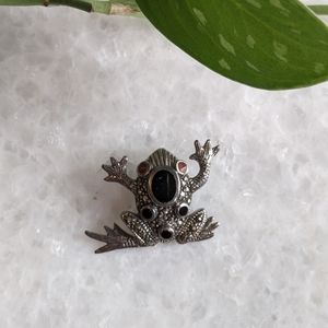VTG Sterling Silver Marcasite Frog Pendant